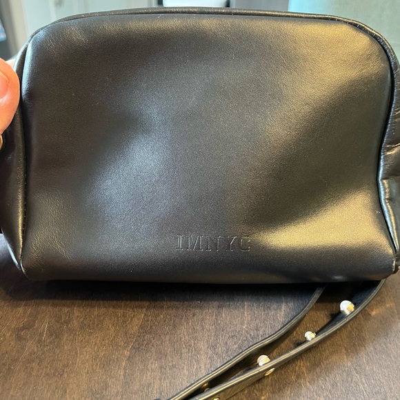 IMNYC Isaac Mizrahi black leather crossbody purse - Picture 2 of 12